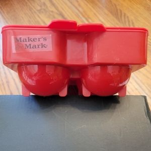 NIB MAKER'S MARK ICE CUBE TRAYS